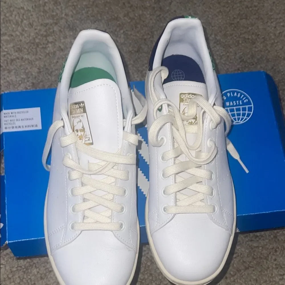 Adidas Stans Smith sneakers